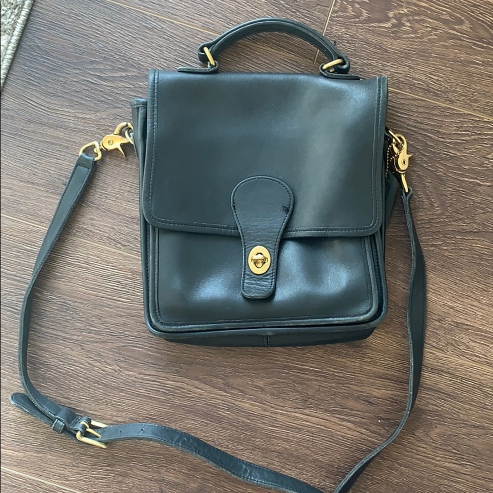 Vintage Coach leather Crossbody